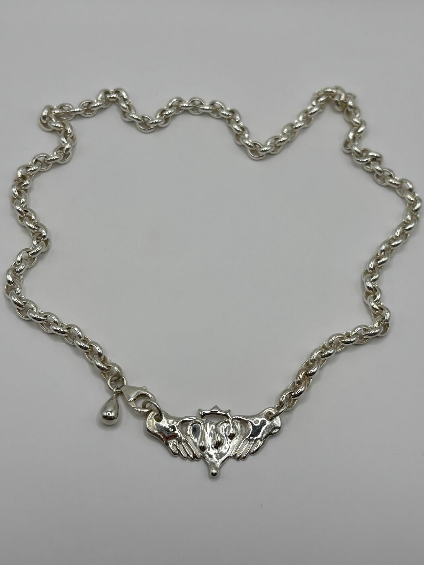 Drippy Claddagh Necklace