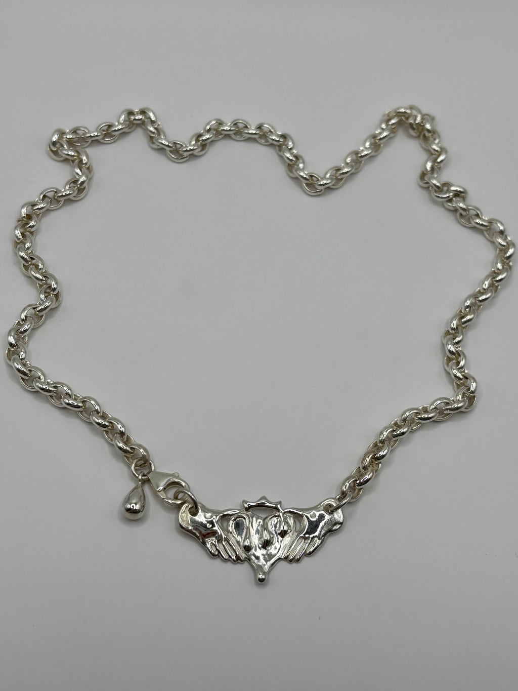 Drippy Claddagh Necklace