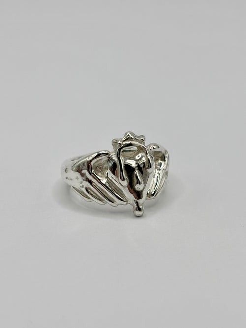 Drippy Claddagh Ring